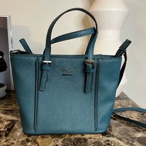 Guess crossbody bag